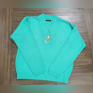 Noveli Teal Sweater w/ Tendant